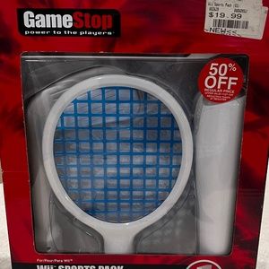 GameStop Nintendo Wii Sportspack